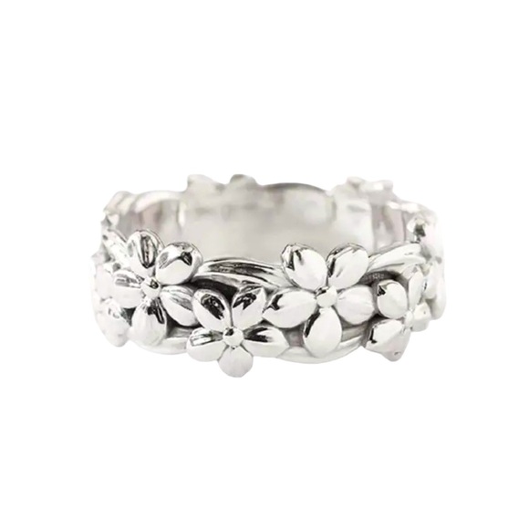 Floral Silvery Ring - Picture 1 of 1